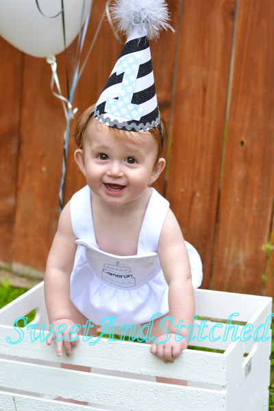 Monogrammed Boys birthday outfit seersucker, baby boy seersucker romper bubble for cake smash, baby boy vintage style cake birthday outfit