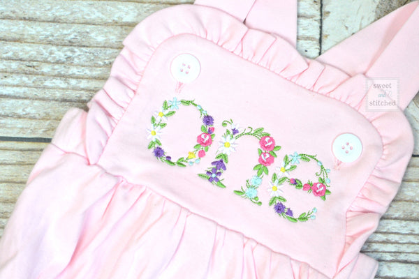 Embroidered baby girl pink cake smash outfit with floral ONE design, girls birthday outfit, cake smash outfit, Flower birthday outfit