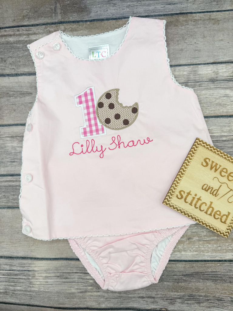 Monogrammed cookie themed birthday Diaper Set: Baby Girl Cake Smash Outfit with cookies