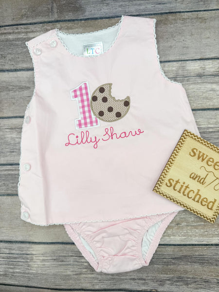 Monogrammed cookie themed birthday Diaper Set: Baby Girl Cake Smash Outfit with cookies