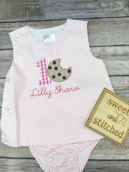 Monogrammed cookie themed birthday Diaper Set: Baby Girl Cake Smash Outfit with cookies