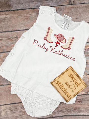 Monogrammed baby girl diaper set with cowgirl design, rodeo birthday outfit, cake smash outfit, monogrammed cowgirl bloomer set
