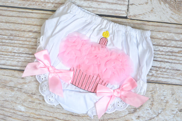 CLEARANCE Ruffle Bloomers in 12M-18M with CUPCAKE for cake smash