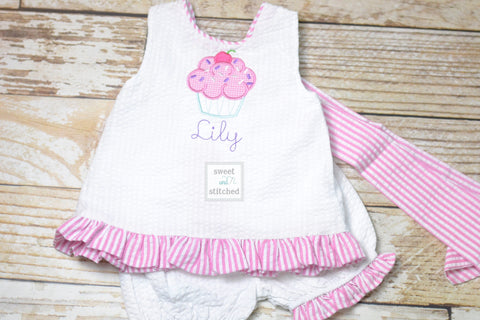 Baby girl swing back bloomer set, cupcake birthday outfit, Monogrammed cake smash outfit, baby bloomer set, 1st birthday outfit